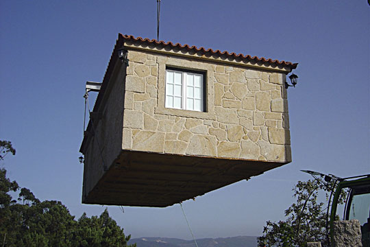 CASAS PRÉ-FABRICADAS: construção em granito - Casa Pré Fabricada