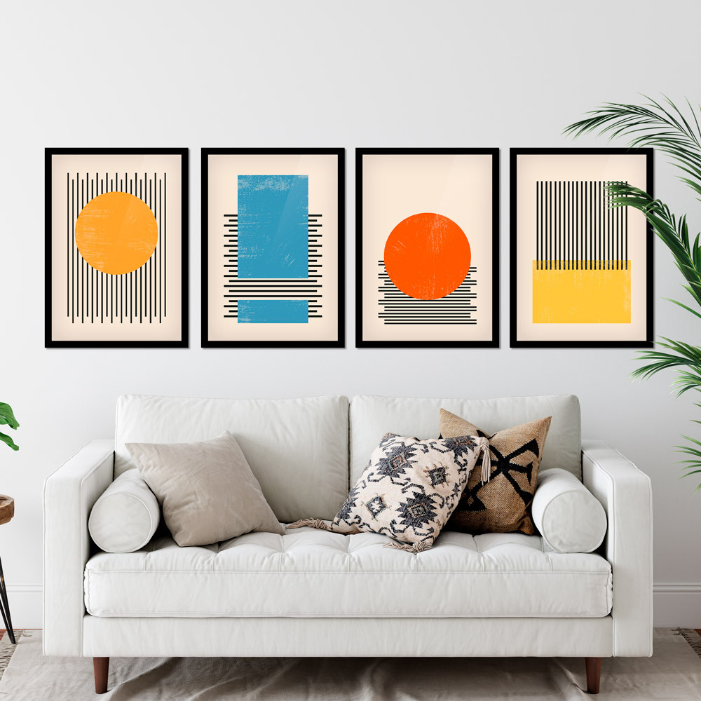 4 quadros pendurados na parede de uma sala com imagens minimalistas