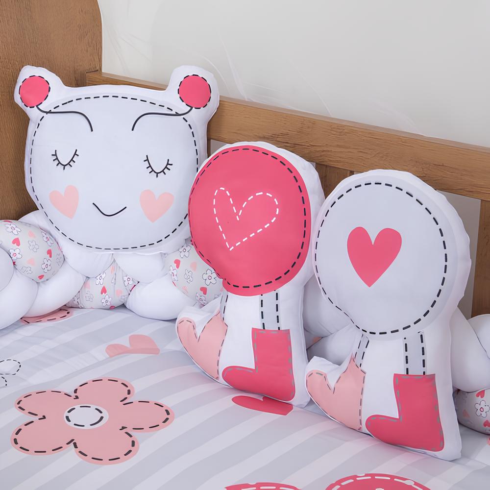 kit com três almofadas decorativas infantis 